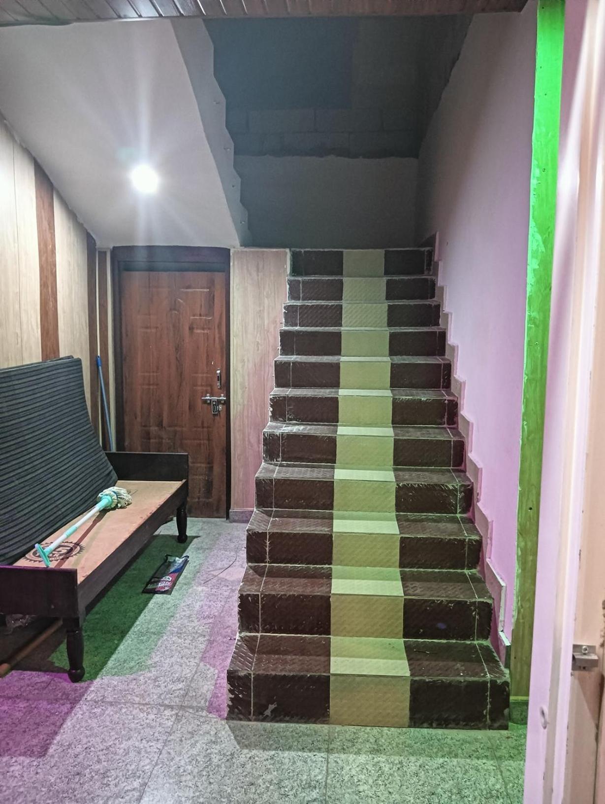 Hotel Chauhan Brothers Uttarkāshi Exteriér fotografie