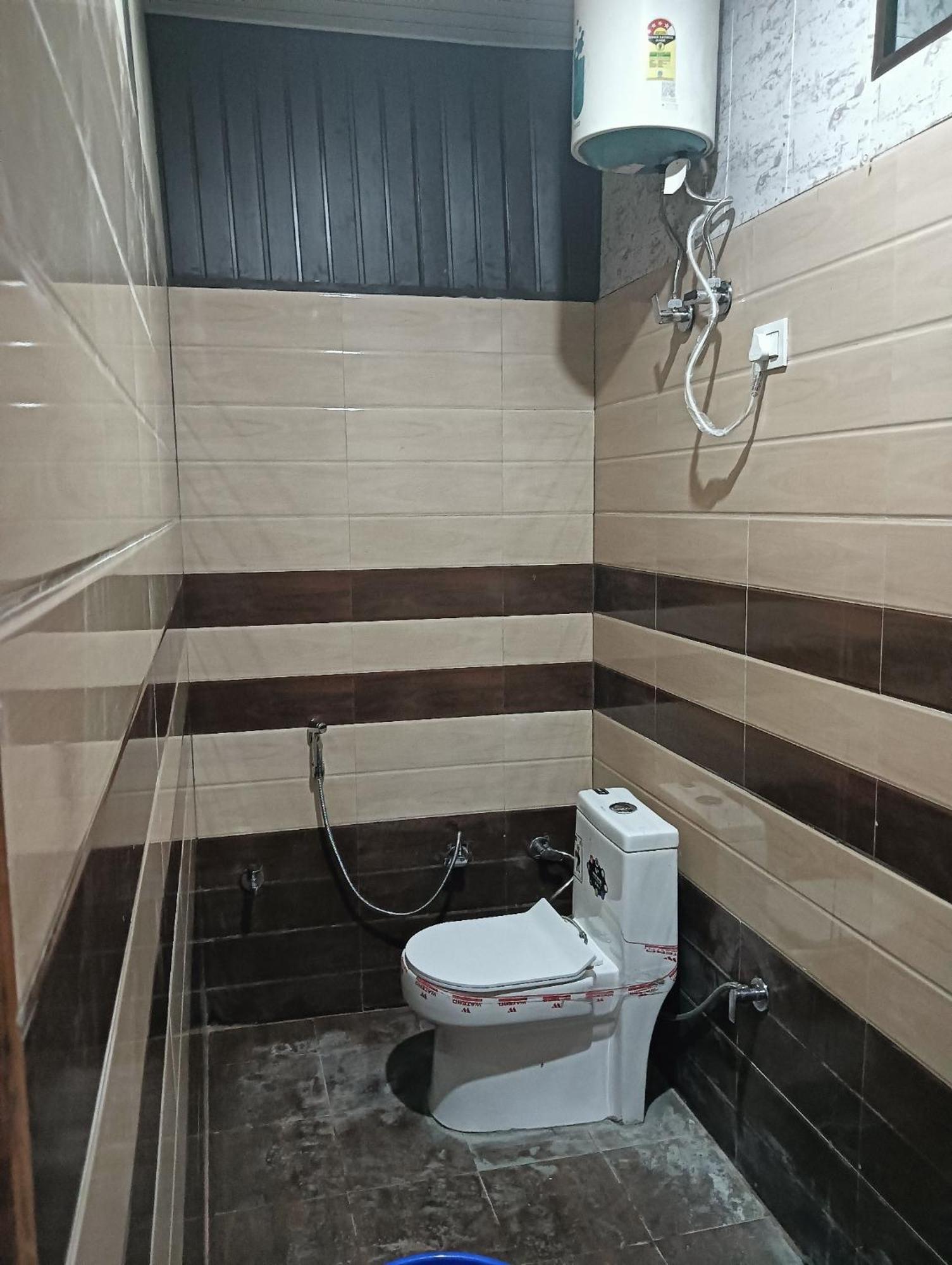 Hotel Chauhan Brothers Uttarkāshi Exteriér fotografie